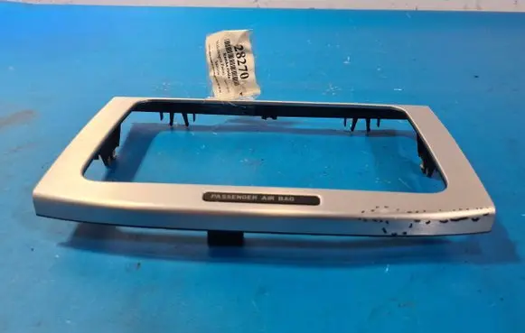 Volkswagen PASSAT B6 Dashboard 3C0858069