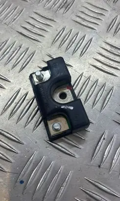 Audi A5 8T 8F Aerial antenna filter 8T0035570