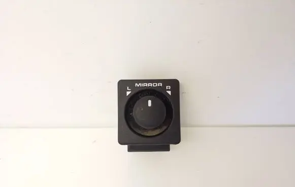 Land Rover Discovery Wing mirror switch