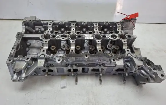 Renault Master III Engine head S27647068 110422750R