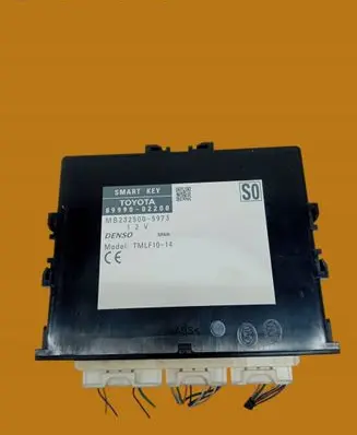 Toyota Auris E180 Other control units/modules 8999002200