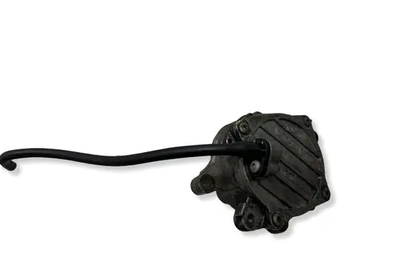 Volvo V70 Vacuum pump 31375107