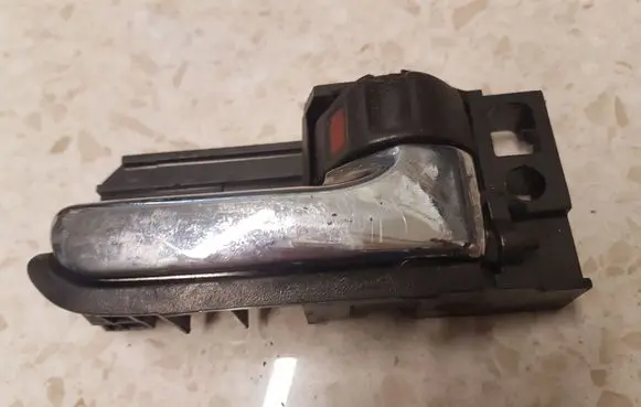 Toyota Avensis T250 Front door interior handle 50594A1