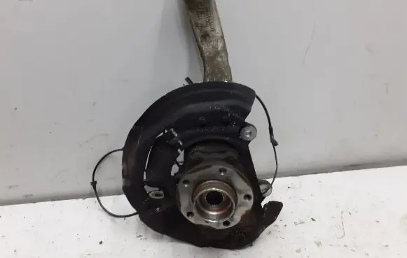 BMW X5 F15 Front wheel hub 6869869