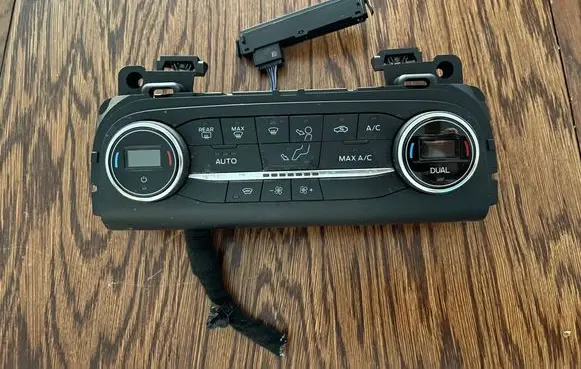 Ford Kuga III Interior fan control switch LX6T18C612BD