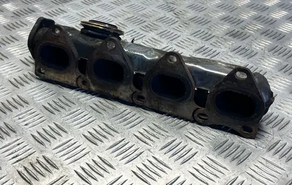 Mercedes-Benz C W206 Exhaust manifold