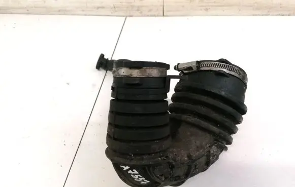 Air intake hose/pipe