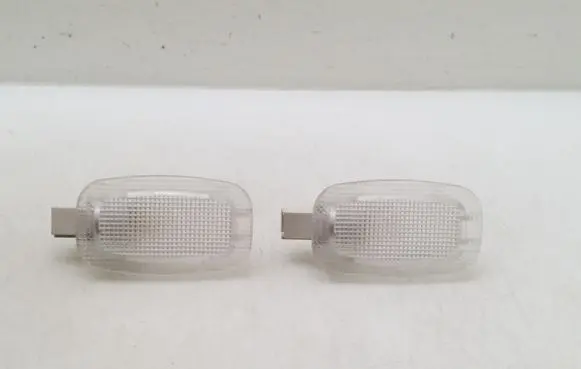 Mercedes-Benz CLS C218 X218 Other interior light A2218200401