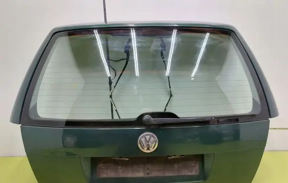 Volkswagen Golf IV Tailgate/trunk/boot lid LC6M