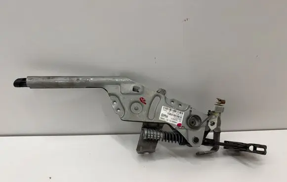 BMW 5 E60 E61 Handbrake/parking brake lever assembly 6767536 10689010 1162960