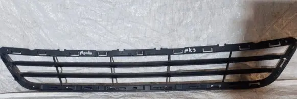 Ford Mondeo MK V Front bumper lower grill