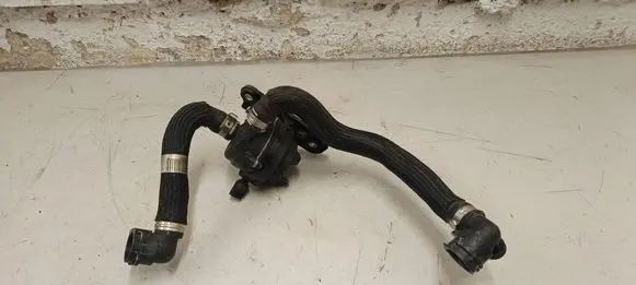 Maserati Grecale Electric auxiliary coolant/water pump 670303875