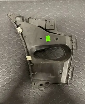 BMW X5 G05 Brake cooling air channel/duct 7421873
