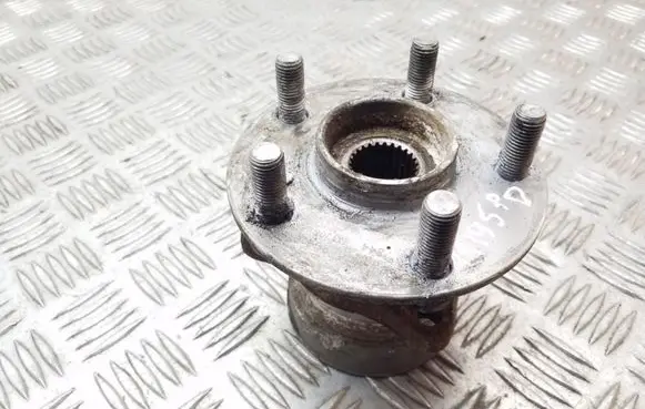 Toyota Prius (XW20) Front wheel hub