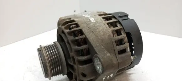 Opel Zafira B Generator/alternator 