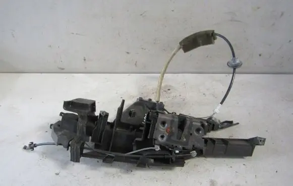 Ford C-MAX I Front door lock