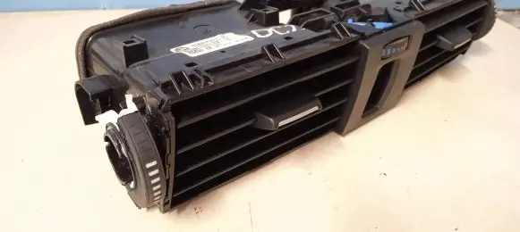 BMW 3 F30 F35 F31 Dash center air vent grill 9347436 9710260