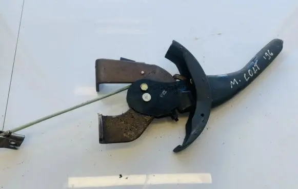 Mitsubishi Colt Handbrake/parking brake lever assembly