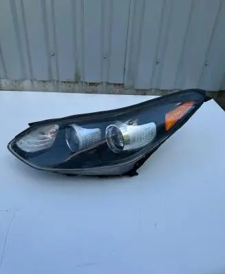 KIA Sportage Headlight/headlamp 92101D9