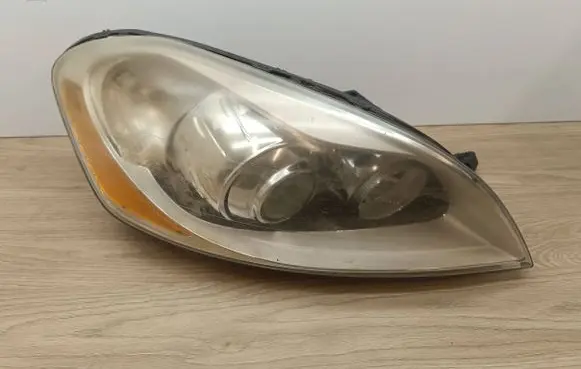 Volvo XC60 Headlight/headlamp 30763138 89902827
