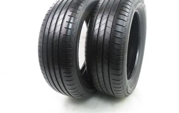 Volkswagen Golf V R16 summer tire 
