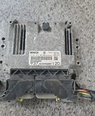 Alfa Romeo 147 Engine control unit/module 0281012965