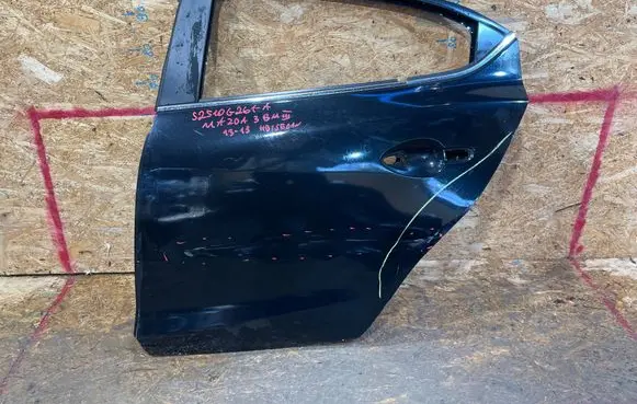 Mazda 3 III Rear door BJS773010 S2510G261-A
