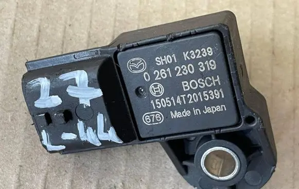 Mazda CX-5 Air pressure sensor SH01K3239 0261230319
