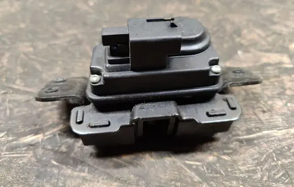 Dodge Caliber Tailgate/trunk/boot lock/catch/latch 176AAA