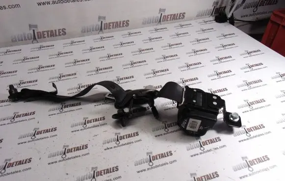 KIA Soul Rear seatbelt