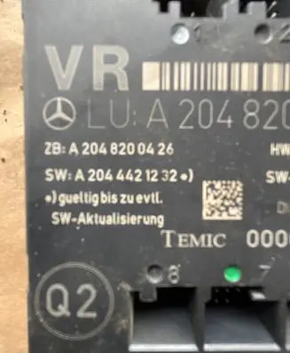 Mercedes-Benz C W204 Door control unit/module A2048200426 A2044421232 A204820