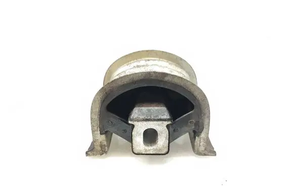 Volkswagen Transporter - Caravelle T5 Engine mount bracket 