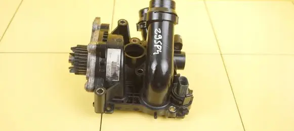 Audi A4 S4 B8 8K Water pump 06H121010 29SP4