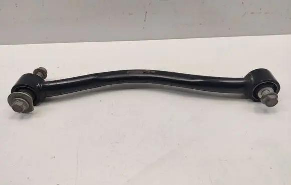 Rear control arm