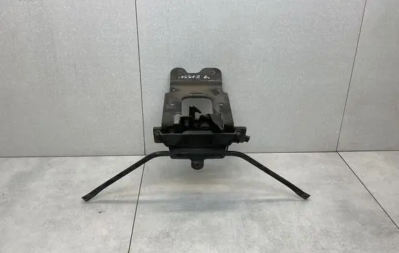 Opel Insignia B Engine bonnet/hood lock/catch