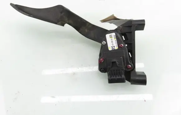 Opel Zafira B Accelerator throttle pedal 6PV00811402 13125115ZE