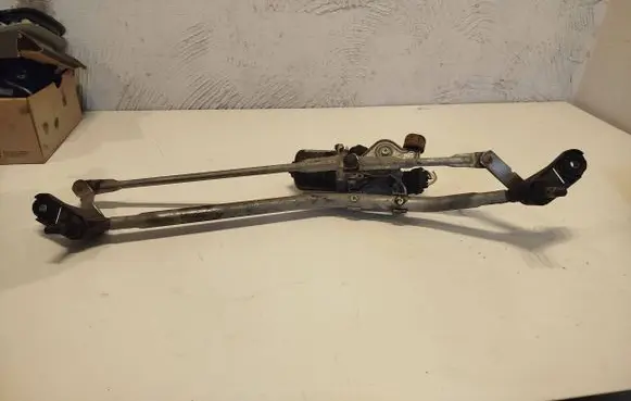 Renault Kangoo II Front wiper linkage and motor 54001902 8200409692