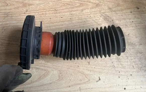 Honda Civic Front upper strut mount 001451000151
