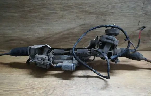 Volkswagen Touran I Steering rack 1K1909144G 0273010008