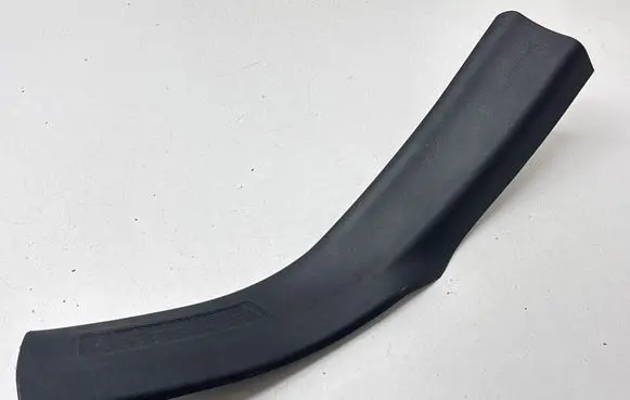 Jeep Grand Cherokee WL Rear sill trim cover 6ML36TX7AB