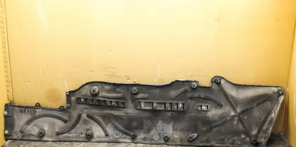 Mercedes-Benz S W221 Side bottom protection A2216100108