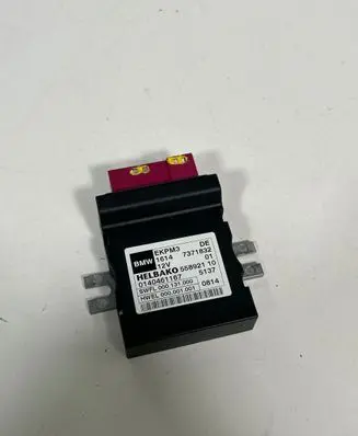BMW X5 F15 Fuel injection pump control unit/module 7371832