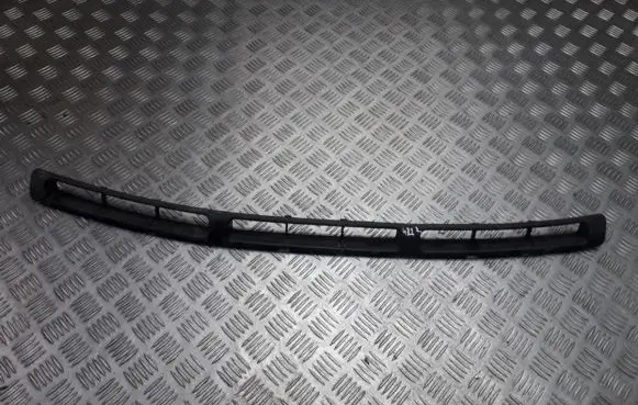 Opel Astra G Front bumper lower grill 90559508