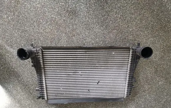 Volkswagen Caddy Intercooler radiator 3C0145805G