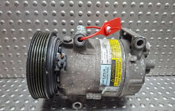 Renault Scenic II - Grand scenic II Air conditioning (A/C) compressor (pump) S27624557 8200316164