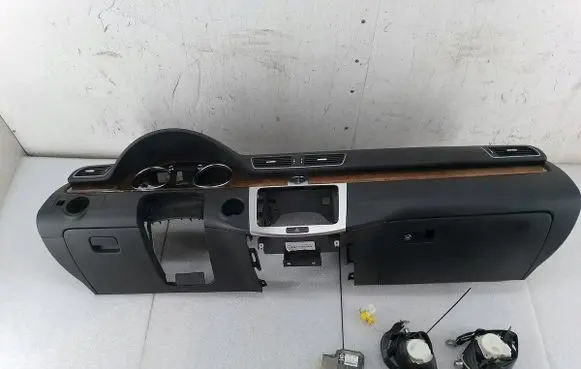Volkswagen PASSAT B7 Dashboard 3C1857003QT