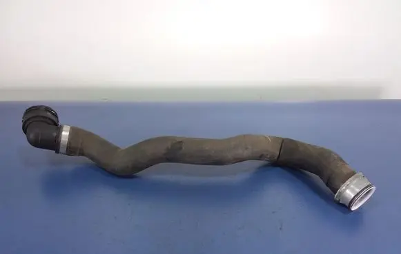 Mercedes-Benz S W222 Engine coolant pipe/hose A2225010093
