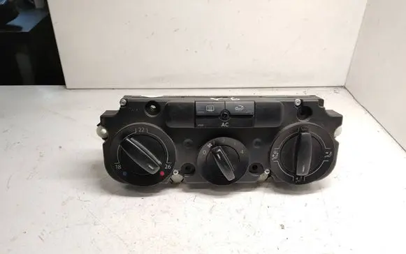 Volkswagen Golf V Climate control unit 1K0820047GK 5HB00935200