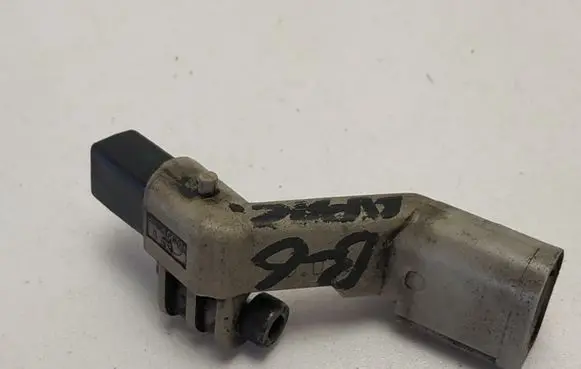 Volkswagen PASSAT B6 Crankshaft speed sensor 045906433A
