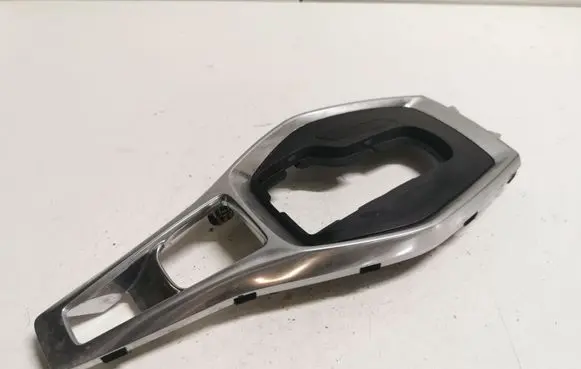 Chevrolet Camaro Gear shifter surround trim plastic 84092975
